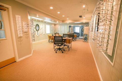 Tiny photo for 506 S Country Lane, Monticello, IN 47960 (MLS # 202546491)