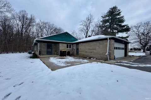 Tiny photo for 7445 N Clinton Street, Fort Wayne, IN 46825 (MLS # 202548789)
