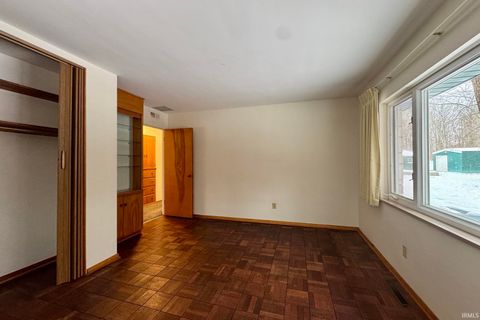 Tiny photo for 7445 N Clinton Street, Fort Wayne, IN 46825 (MLS # 202548789)