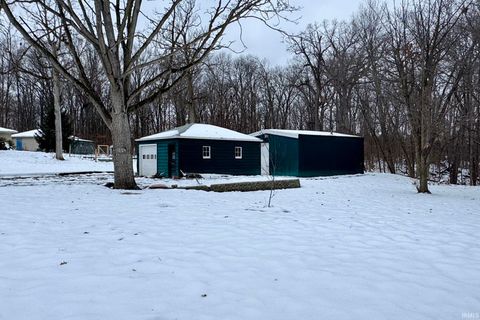 Tiny photo for 7445 N Clinton Street, Fort Wayne, IN 46825 (MLS # 202548789)