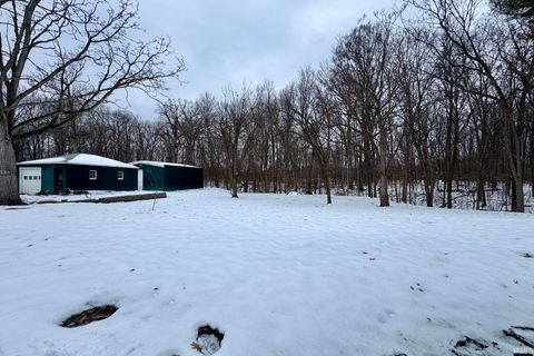 Tiny photo for 7445 N Clinton Street, Fort Wayne, IN 46825 (MLS # 202548789)