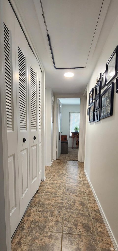 Tiny photo for 5066 Stellhorn Road, Fort Wayne, IN 46815 (MLS # 202612536)