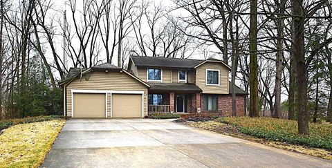 Photo of 730 Hummingbird Court, Lafayette, IN 47909 (MLS # 202607753)