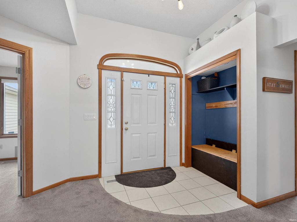 Photo of 11203 Glenbarr Drive, Fort Wayne, IN 46818 (MLS # 202610144)