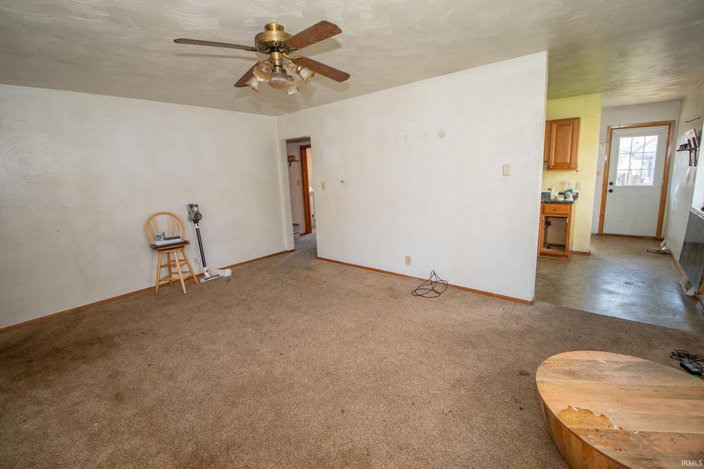 Photo of 1001 Hubbard Avenue, Mishawaka, IN 46544 (MLS # 202612369)