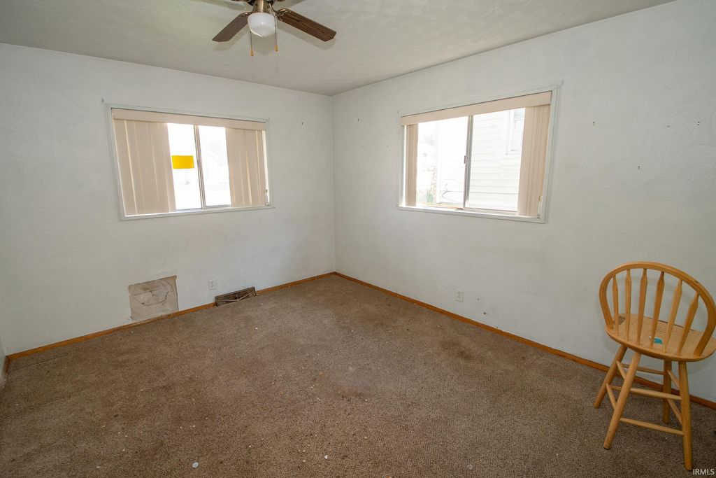 Photo of 1001 Hubbard Avenue, Mishawaka, IN 46544 (MLS # 202612369)