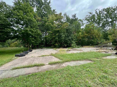 Photo of 207 S Sycamore Street, North Manchester, IN 46962 (MLS # 202638829)