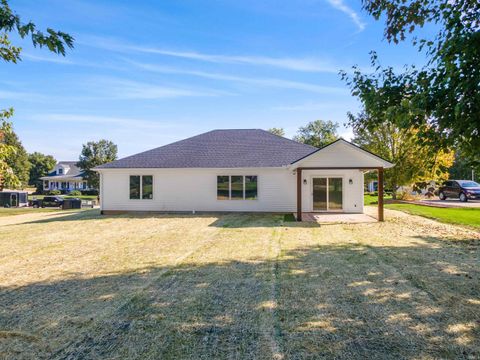 Tiny photo for 4085 E Oldfield Drive, Leesburg, IN 46538 (MLS # 202544348)