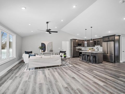 Tiny photo for 4085 E Oldfield Drive, Leesburg, IN 46538 (MLS # 202544348)