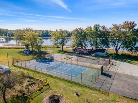 Tiny photo for 4085 E Oldfield Drive, Leesburg, IN 46538 (MLS # 202544348)