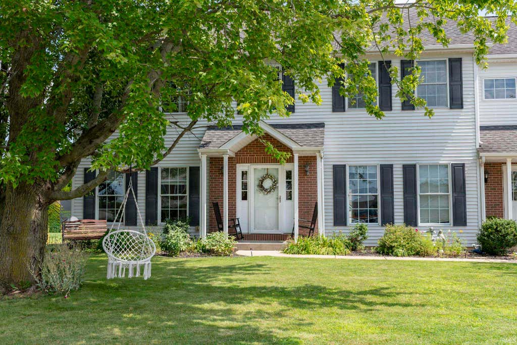 Photo of 51328 Gilroy Court, Granger, IN 46530 (MLS # 202632027)