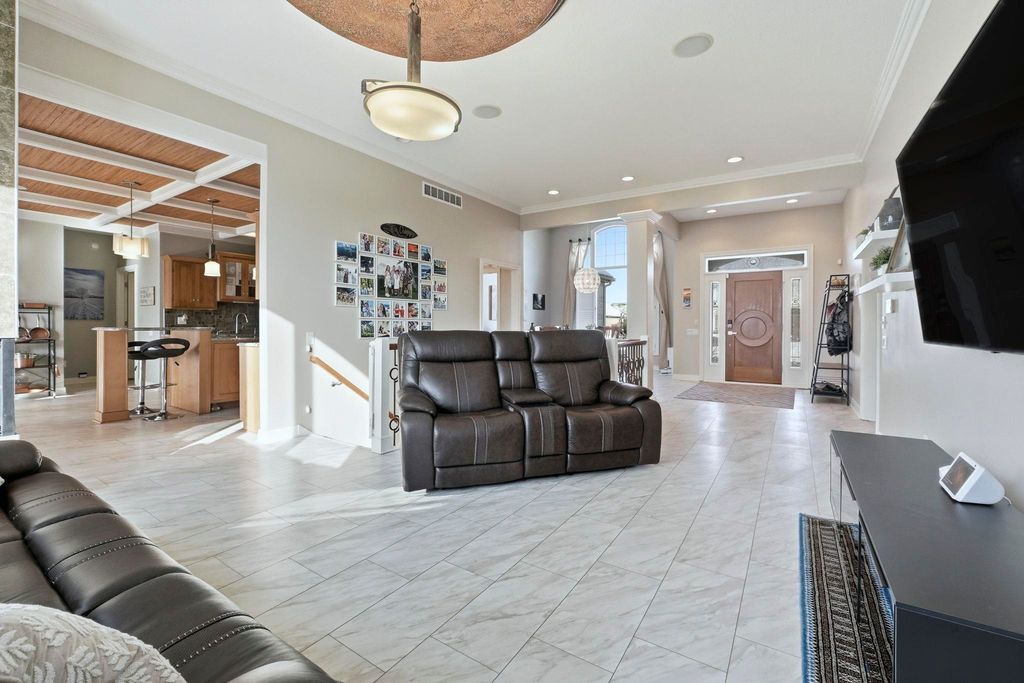 Photo of 4318 Hatcher Pass, Fort Wayne, IN 46845 (MLS # 202545934)