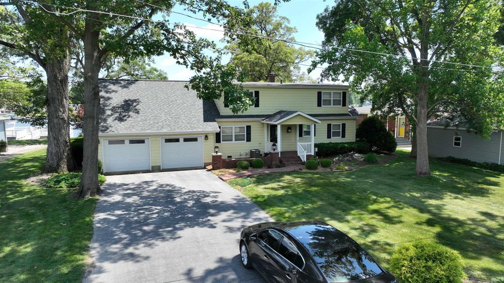 Photo of 5384 E Quiet Water Ct Court, Monticello, IN 47960 (MLS # 202603930)