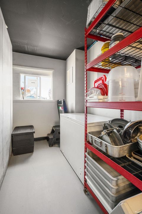 Tiny photo for 1215 W Jefferson St, Kokomo, IN 46901 (MLS # 202548090)