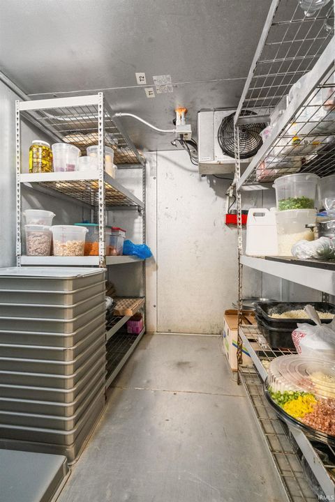 Tiny photo for 1215 W Jefferson St, Kokomo, IN 46901 (MLS # 202548090)