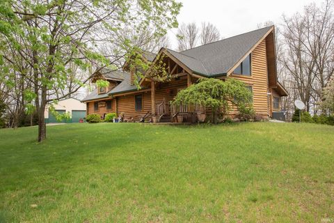 Tiny photo for 8647 N 1450 E, Royal Center, IN 46978 (MLS # 202613494)