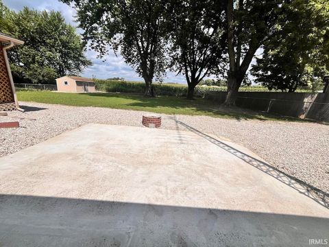 Tiny photo for 4423 E 275 N, Logansport, IN 46947 (MLS # 202531864)