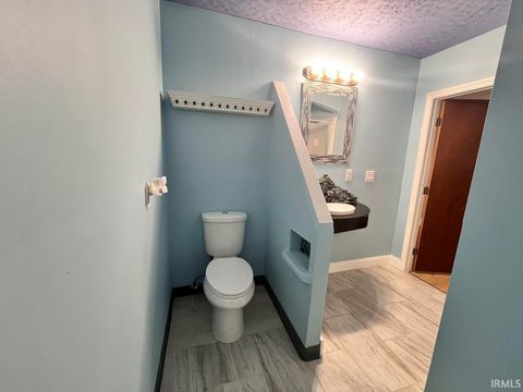 Tiny photo for 4423 E 275 N, Logansport, IN 46947 (MLS # 202531864)