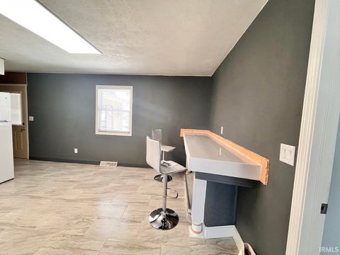 Tiny photo for 4423 E 275 N, Logansport, IN 46947 (MLS # 202531864)