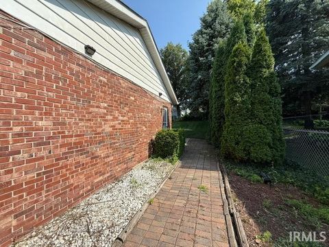Tiny photo for 29 Delores Avenue, Peru, IN 46970 (MLS # 202530871)