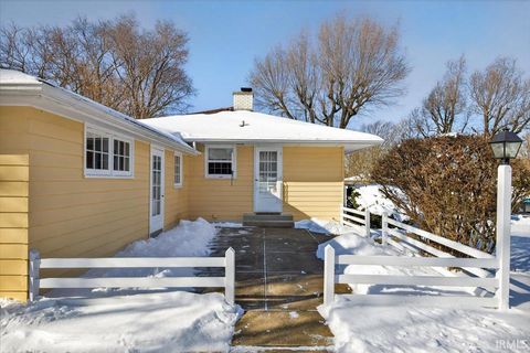 Tiny photo for 1136 berkley Road, Lafayette, IN 47904 (MLS # 202603553)