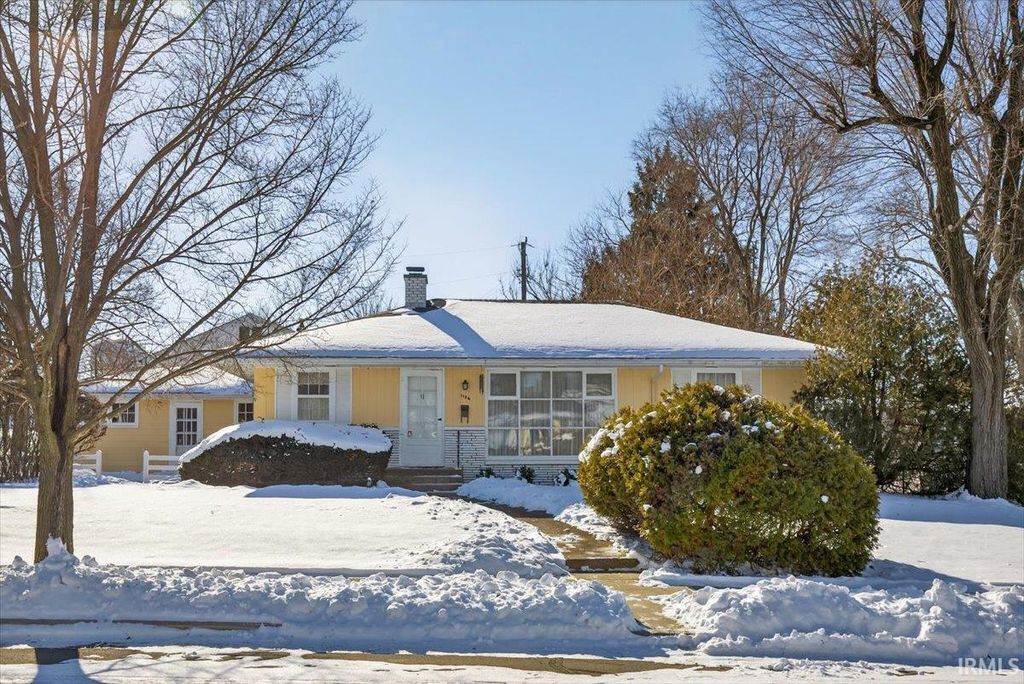 Photo of 1136 berkley Road, Lafayette, IN 47904 (MLS # 202603553)