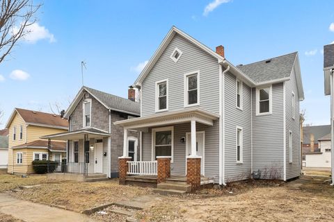 Photo of 706 3rd Street, Fort Wayne, IN 46808 (MLS # 202606981)