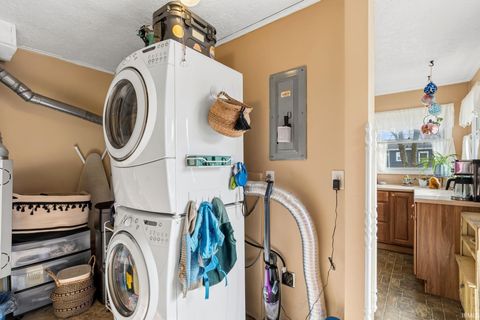 Tiny photo for 1017 Winthrop Avenue, Lafayette, IN 47909 (MLS # 202605209)