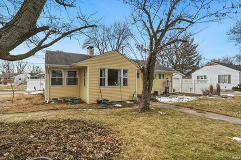 Tiny photo for 1017 Winthrop Avenue, Lafayette, IN 47909 (MLS # 202605209)