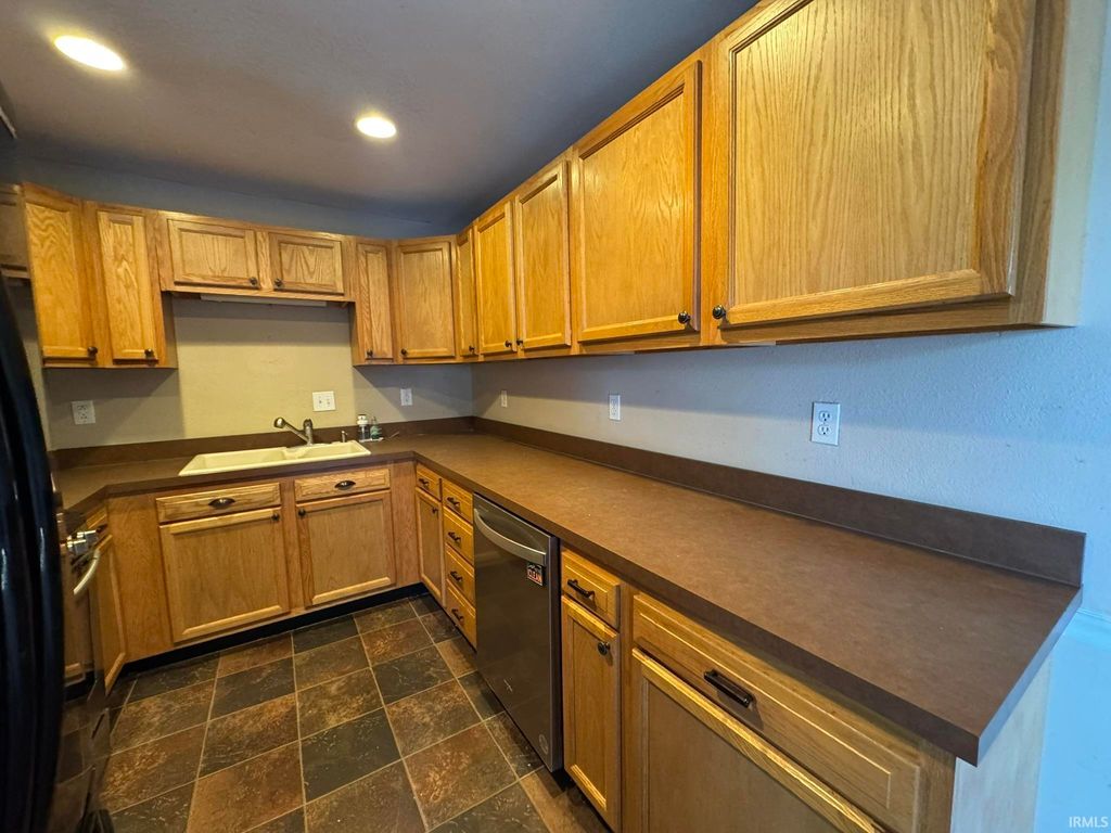 Photo of 312 N Miller Avenue, Marion, IN 46952 (MLS # 202615706)