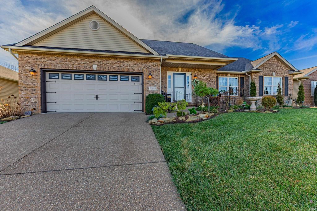 Photo of 2525 Aruba Court, Evansville, IN 47725 (MLS # 202600814)