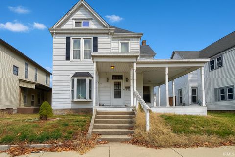 Photo of 1214 E Broadway Street, Logansport, IN 46947 (MLS # 202546774)