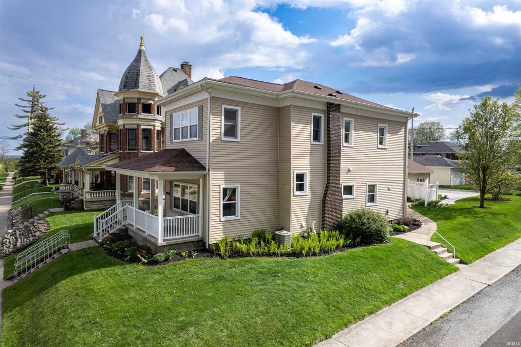 Photo of 1054 Cherry Street, Huntington, IN 46750 (MLS # 202613857)