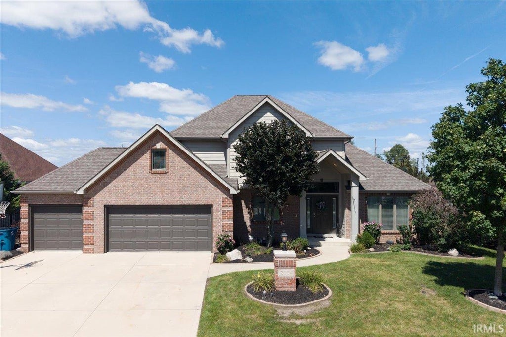 Photo of 12004 Fairway Winds Court, Fort Wayne, IN 46814 (MLS # 202634541)