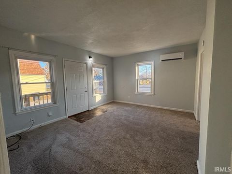 Tiny photo for 510 E Morgan Street, Kokomo, IN 46901 (MLS # 202547897)