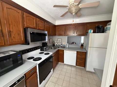 Tiny photo for 18101 Stoneridge Street #A, South Bend, IN 46637 (MLS # 202627318)