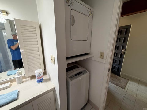 Tiny photo for 18101 Stoneridge Street #A, South Bend, IN 46637 (MLS # 202627318)