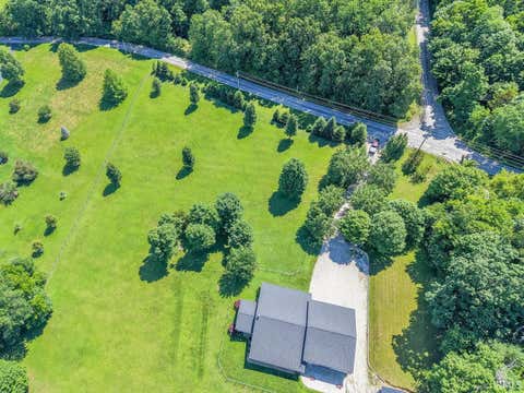 Tiny photo for 7750 S Rockport Road, Bloomington, IN 47403 (MLS # 202625513)