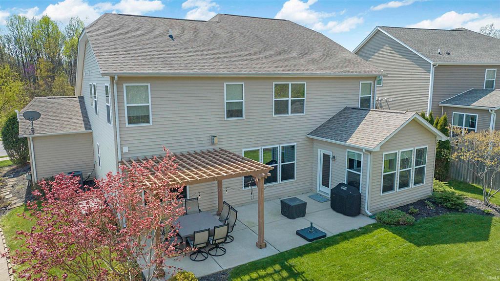 Photo of 5472 W Hoge Drive, Bloomington, IN 47403 (MLS # 202601616)