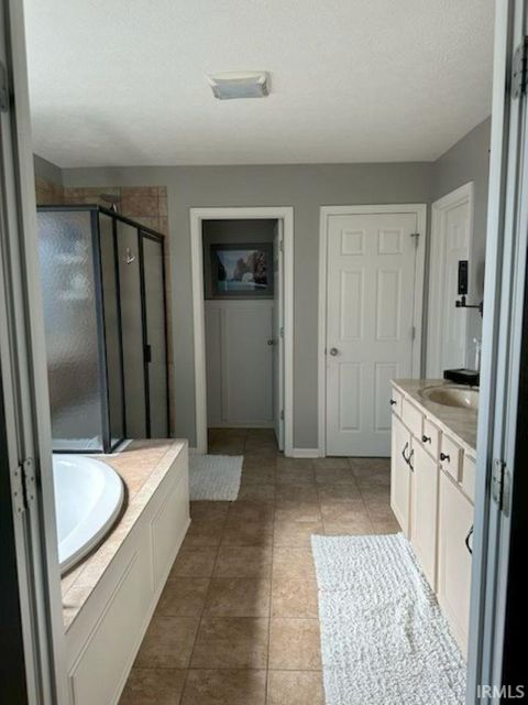 Tiny photo for 5472 W Hoge Drive, Bloomington, IN 47403 (MLS # 202601616)