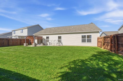 Tiny photo for 10921 Yalumba Pass, Roanoke, IN 46783 (MLS # 202643553)