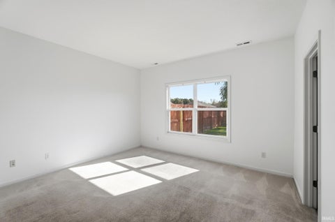 Tiny photo for 10921 Yalumba Pass, Roanoke, IN 46783 (MLS # 202643553)