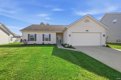 Tiny photo for 10921 Yalumba Pass, Roanoke, IN 46783 (MLS # 202643553)