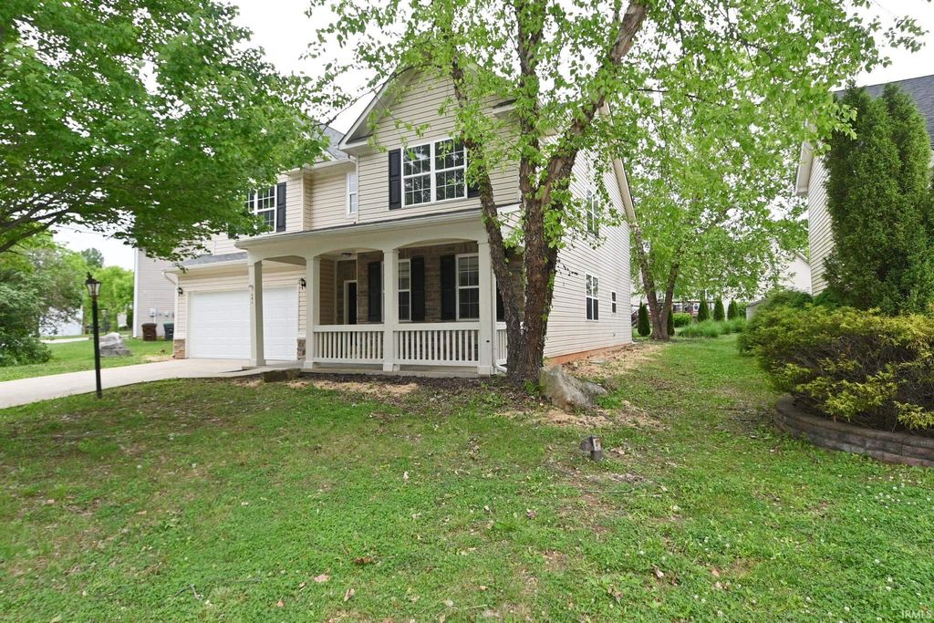Photo of 1696 W Hennessey Street, Bloomington, IN 47403 (MLS # 202617874)