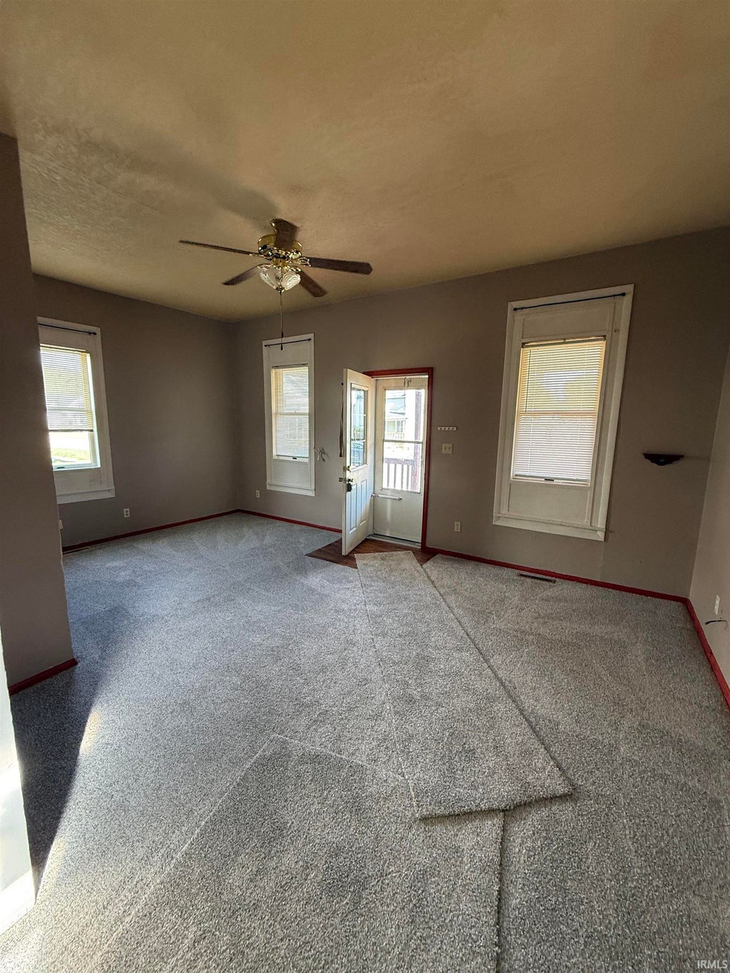 Photo of 629 E FRANKLIN Street, Huntington, IN 46750 (MLS # 202638083)