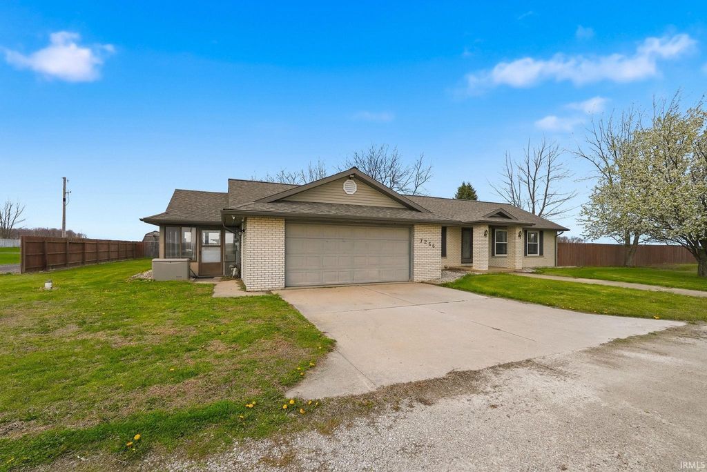 Photo of 7266 N St Rd 1, Ossian, IN 46777 (MLS # 202612483)