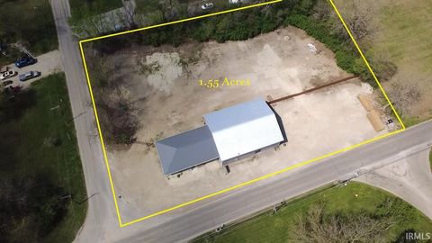 Tiny photo for 1601 N Country Club Road, Muncie, IN 47303 (MLS # 202613116)