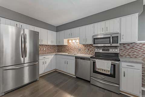 Tiny photo for 1800 N Colony Road, Evansville, IN 47715 (MLS # 202635202)