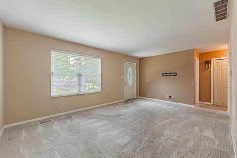 Tiny photo for 1800 N Colony Road, Evansville, IN 47715 (MLS # 202635202)