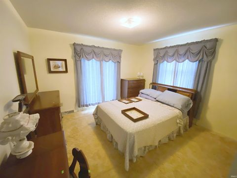 Tiny photo for 1315 Rochester Boulevard, Rochester, IN 46975 (MLS # 202613673)